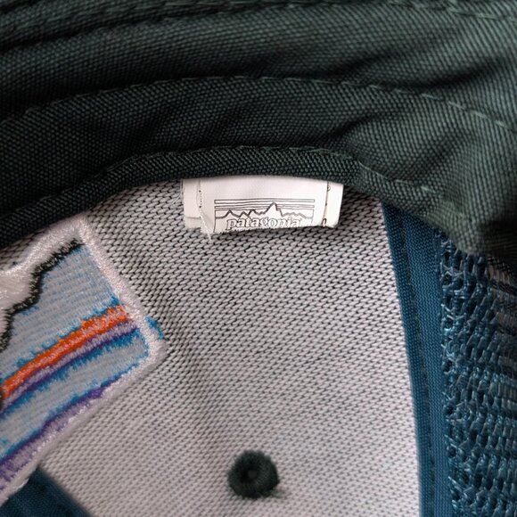 Patagonia Green Mesh P-6 Logo Snapback Trucker Hat one size unisex - Picture 10 of 11